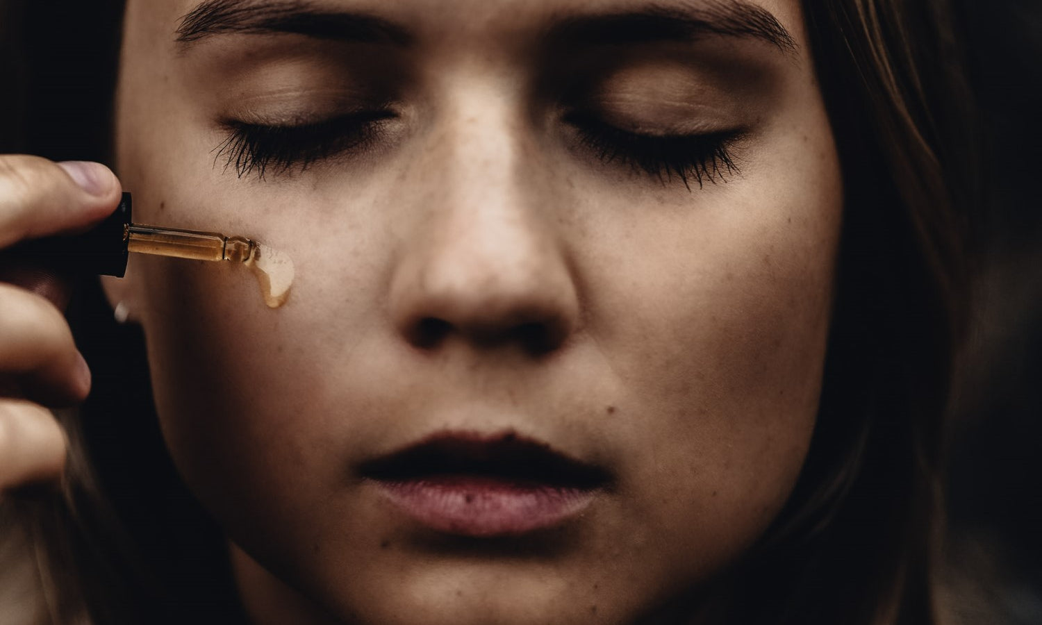 Make your own face oil with 6 secret steps