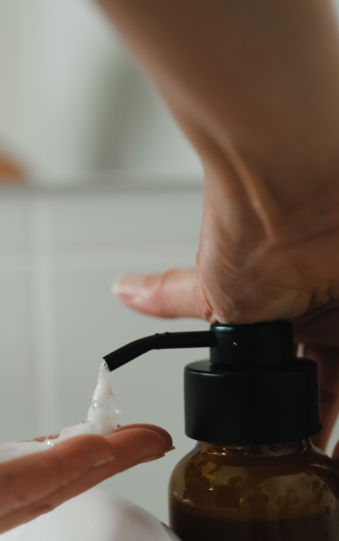Oasis_Black_-_Daily_Step_1_-_Cleanser_m.png