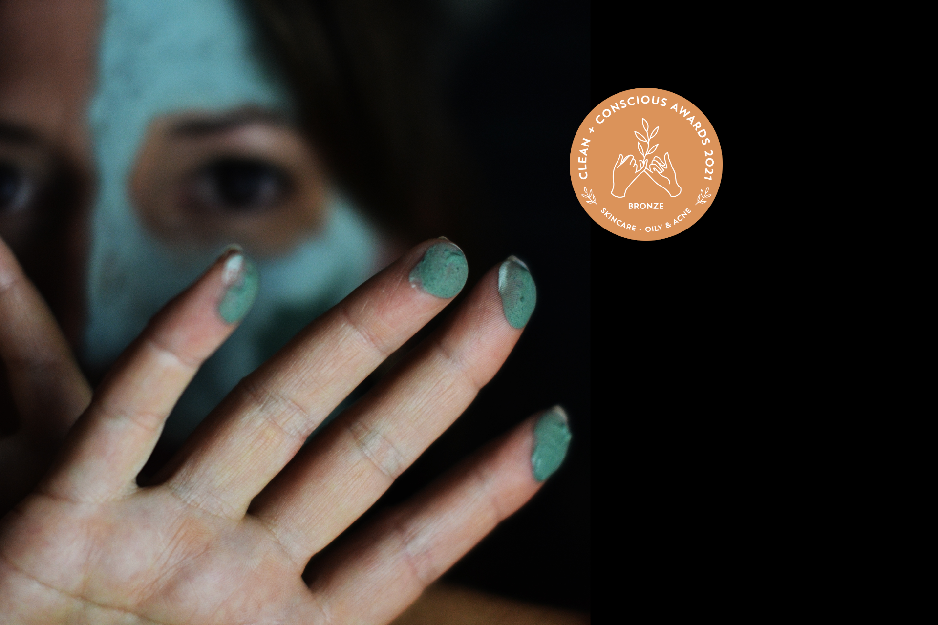 Oasis_Black_-_Organic_Botanical_Skincare_-_Award_Winning_Byron_Mineral_Mud_Mask_2.0.png
